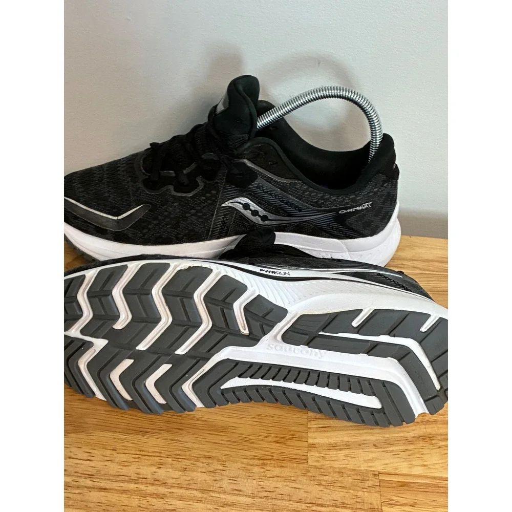 Saucony Omni 20 WomenRunning Shoes Black Silver Purple S10682-20 Stability 8.5W